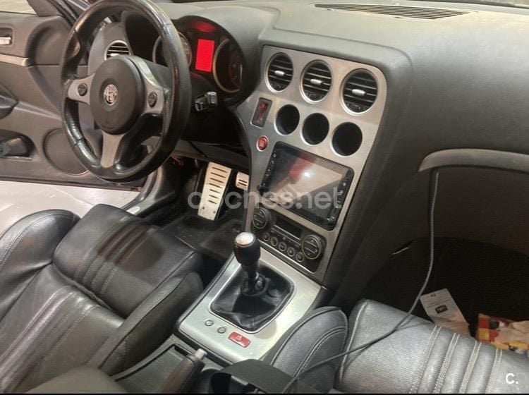 Usado Alfa Romeo 159 Ti 150 CV (110 kW) 2008 Negro Familiar