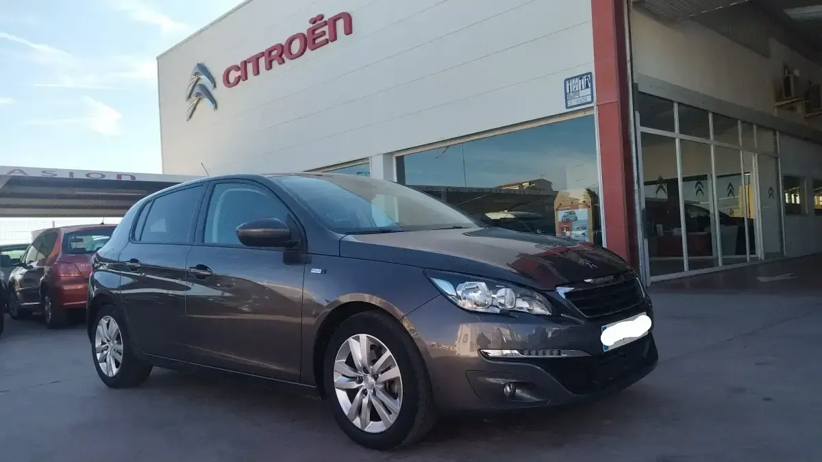 Occasion Peugeot 308 Allure 115 PK (84 kW) 2015 Grijs