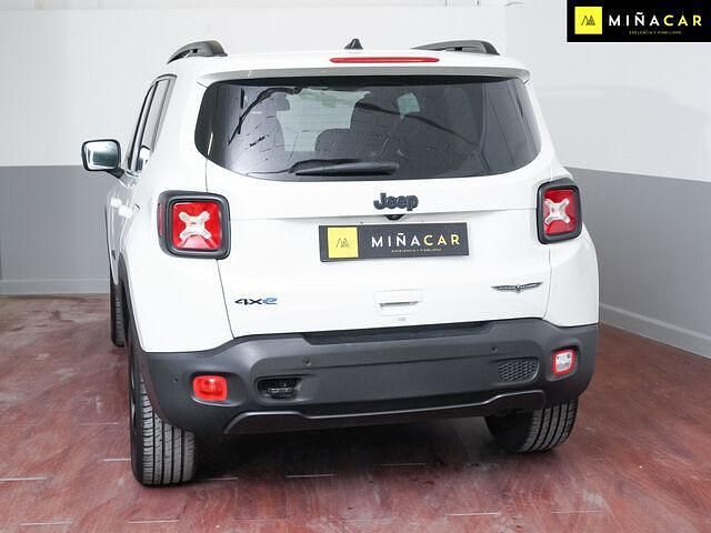 Usado Jeep Renegade Trailhawk 241 CV (177 kW) 2022 Blanco SUV