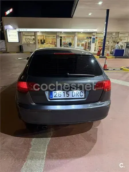 Usado Audi A3 Ambition 150 CV (110 kW) 2005 Gris / plata Utilitario