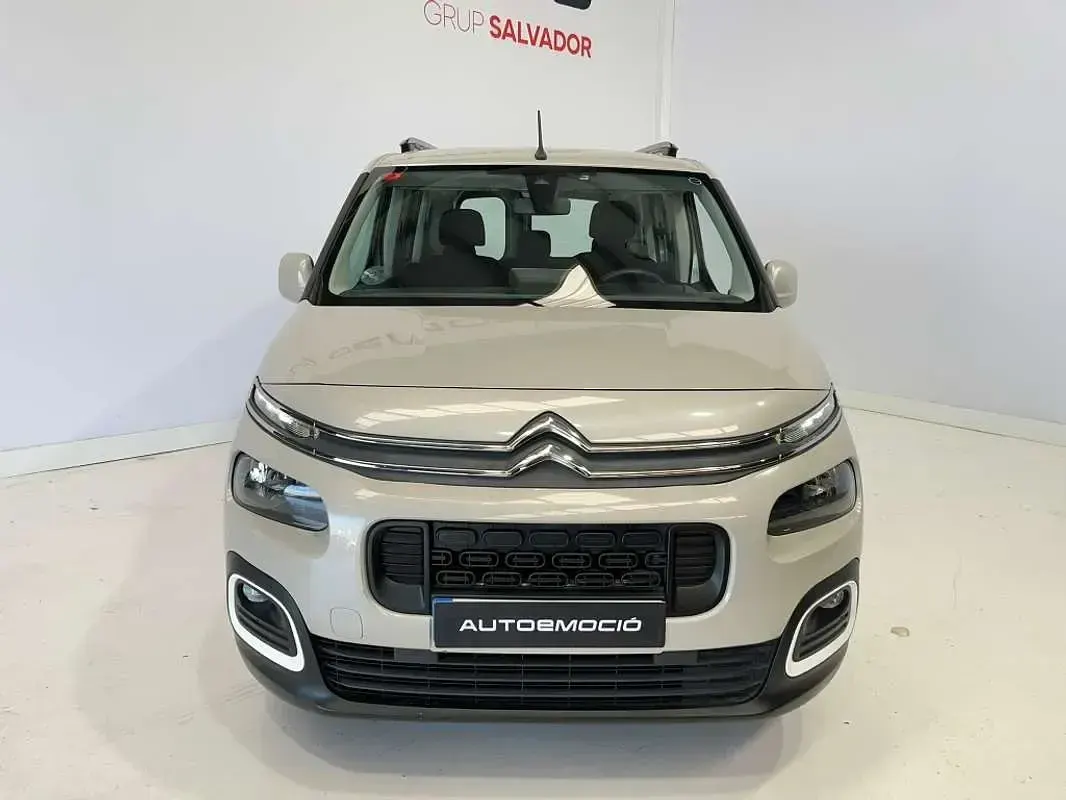 Usado Citroën e-Berlingo Feel 102 CV (75 kW) 2019 Beige Monovolumen