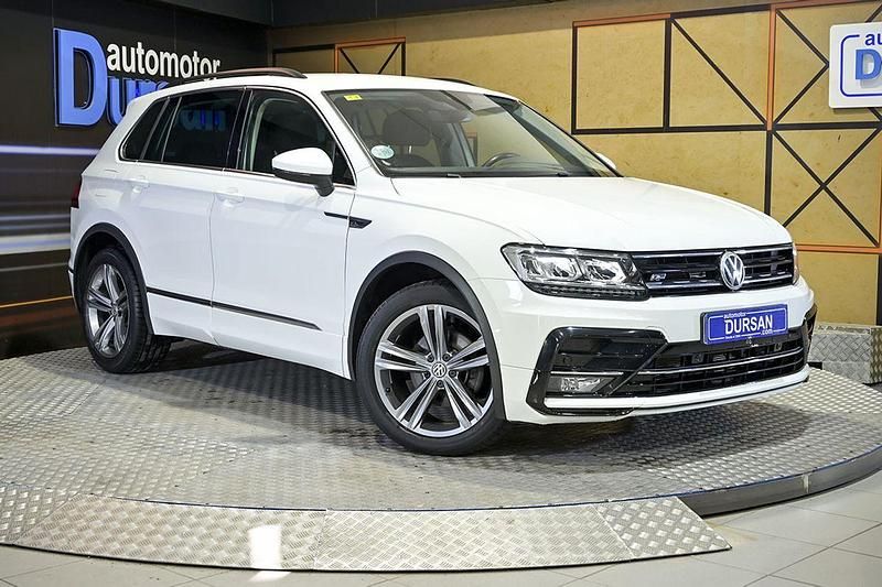 Usado VW Tiguan Advance 150 CV (110 kW) 2020 Gris / plata SUV