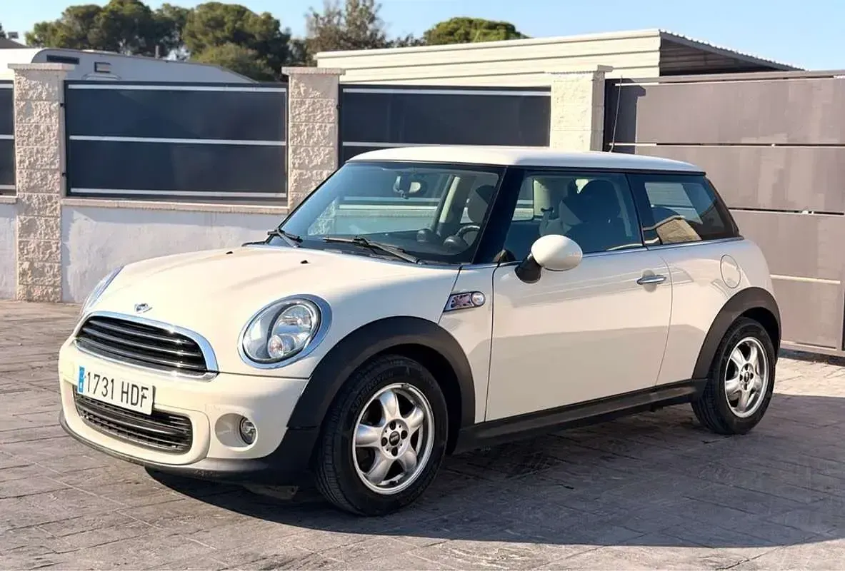Usado Mini ONE 98 CV (72 kW) 2011 Blanco Utilitario