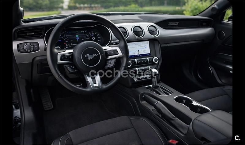 Usado Ford Mustang Fastback 291 CV (214 kW) 2021 Negro Coupe