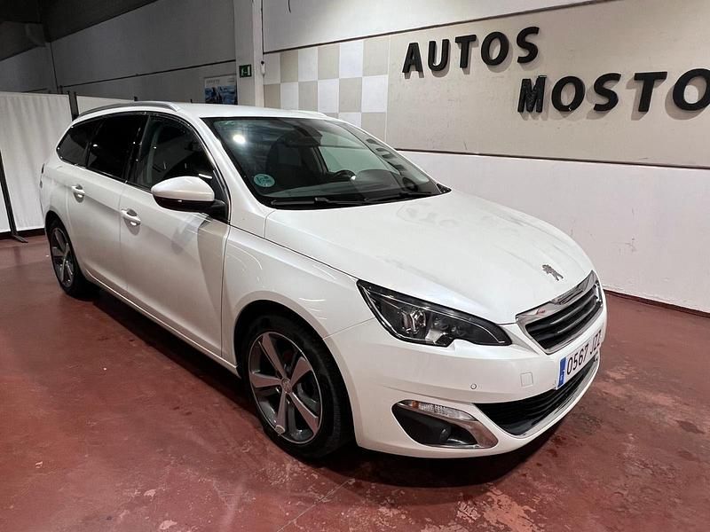 Blanco Usado 2017 Peugeot 308 Allure | 7750 € (Buen precio) - Imagen 1/4