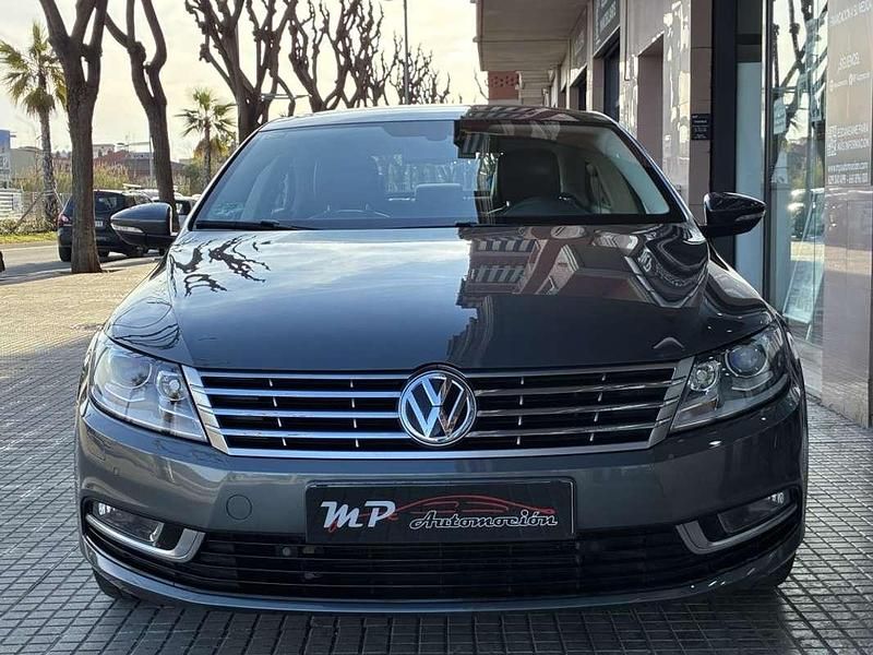 Usado VW CC 150 CV (110 kW) 2016 Gris / plata Berlina