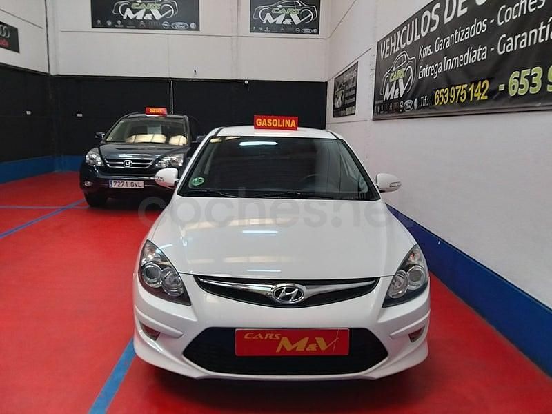 Usado Hyundai i30 Comfort 109 CV (80 kW) 2012 Blanco Berlina