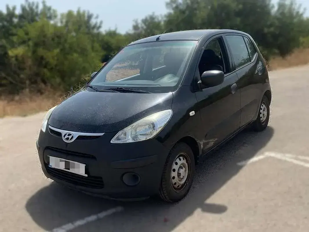 Usado Hyundai i10 Comfort 67 CV (49 kW) 2010 Negro Utilitario