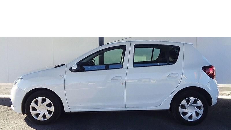 Usado Dacia Sandero Essentiel 75 CV (55 kW) 2020 Blanco Berlina