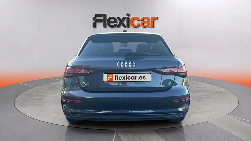 Usado Audi A3 Premium 110 CV (80 kW) 2023 Gris Berlina