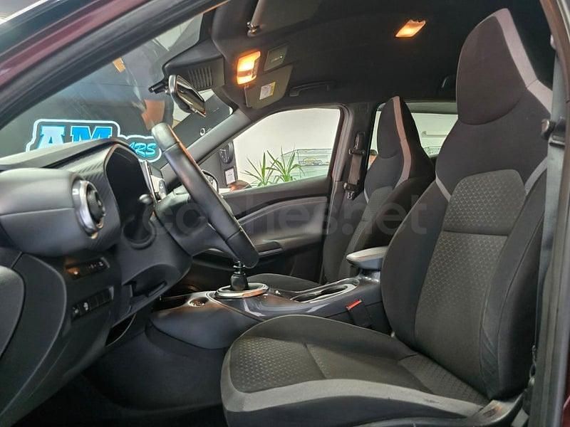 Usado Nissan Juke N-Connecta 114 CV (83 kW) 2021 Gris / plata SUV