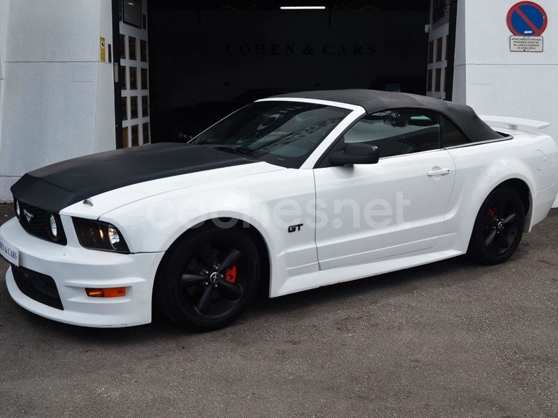 Usado Ford Mustang GT 300 CV (220 kW) 2007 Blanco Descapotable