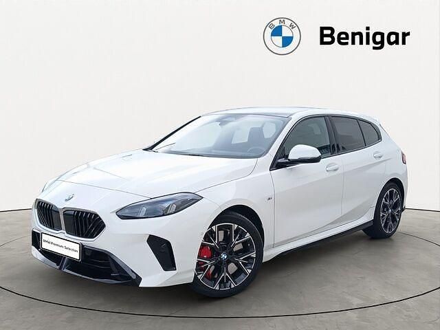 Usado BMW 120 Comfort Edition 190 CV (139 kW) 2024 Gris Utilitario