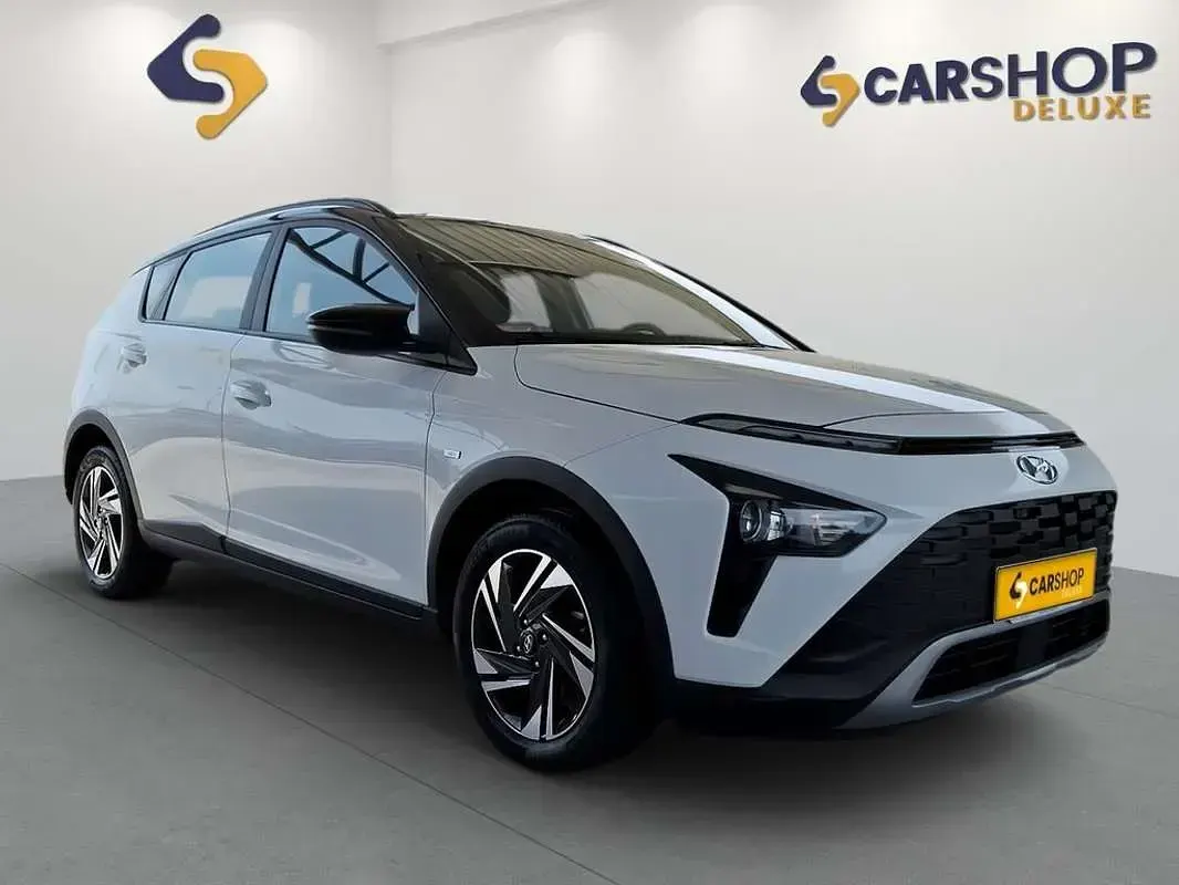 Usado Hyundai Bayon 100 CV (73 kW) 2022 Blanco SUV