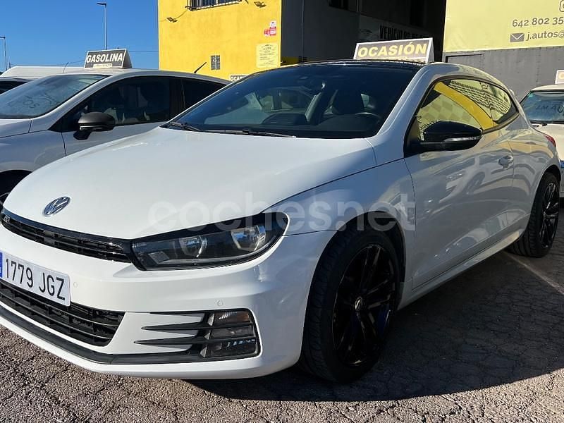 Blanco Usado 2015 VW Scirocco R-line Coupe | 15.500 € - Imagen 1/4