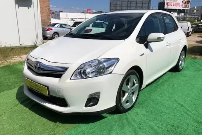Usado Toyota Auris Hybrid Executive 136 CV (100 kW) 2011