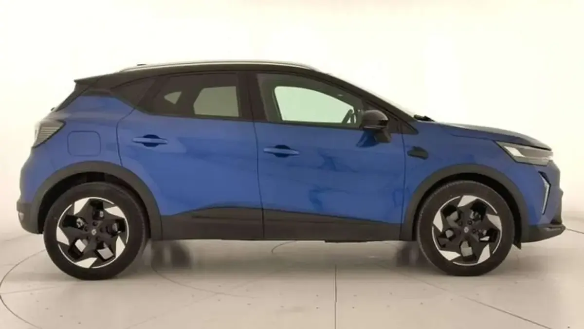 Usado Renault Captur Techno 101 CV (74 kW) 2025 Azul SUV