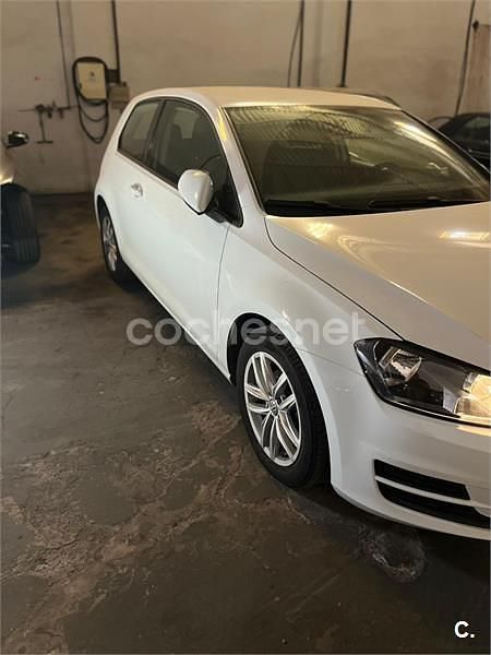 Usado VW Golf VII Advance 125 CV (91 kW) 2015 Blanco Berlina