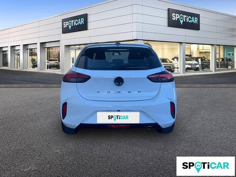 Usado Opel Corsa 100 CV (73 kW) 2024 Blanco Utilitario
