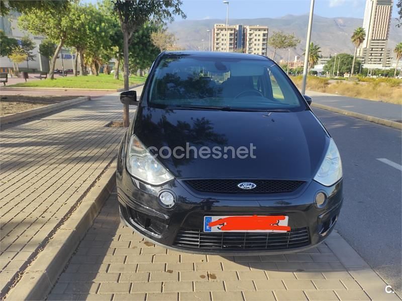 Usado Ford S-MAX Trend 125 CV (91 kW) 2006 Negro Monovolumen