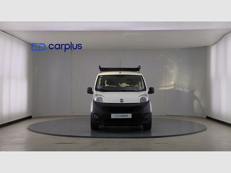 Usado Fiat Fiorino 80 CV (58 kW) 2021 Blanco sólido Monovolumen