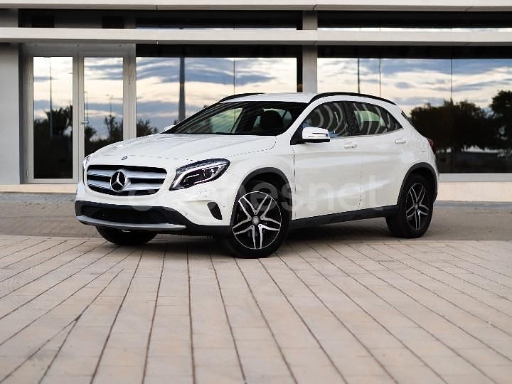 Blanco Usado 2014 Mercedes GLA220 Urban SUV | 18.600 € (Precio justo) - Imagen 1/4