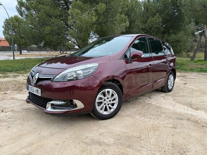 Usado Renault Grand Scénic III Dynamique 110 CV (80 kW) 2014 Granate Monovolumen