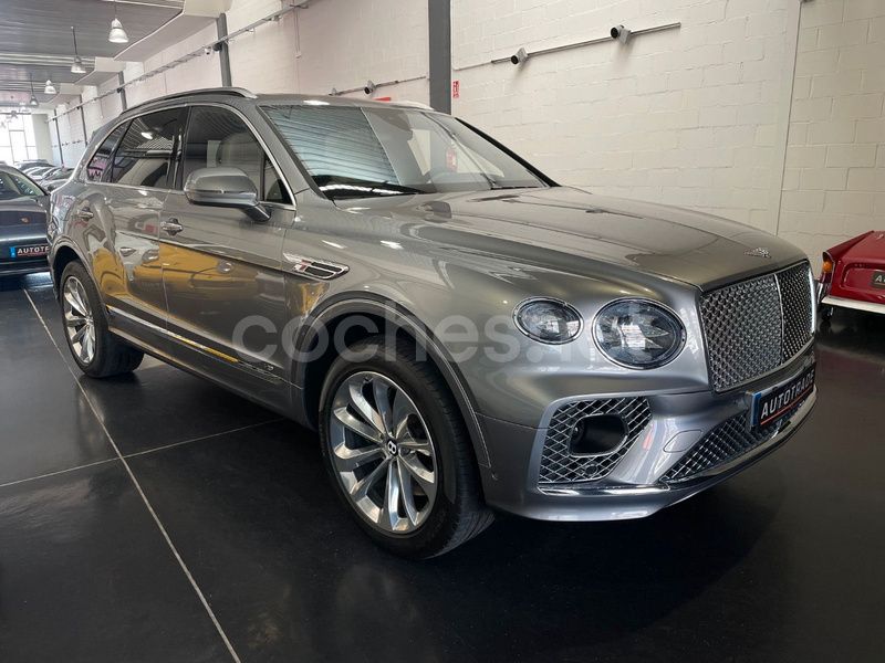 Gris / plata Usado 2021 Bentley Bentayga SUV | 199.500 € (Precio justo) - Imagen 1/4