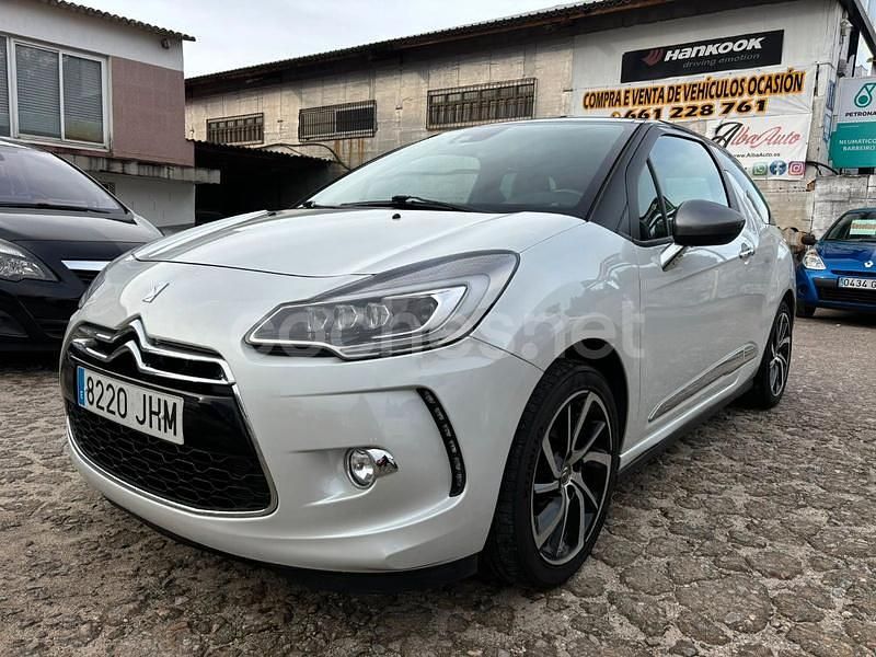 Blanco Usado 2015 DS Automobiles DS3 Style Berlina | 8800 € (Caro) - Imagen 1/4