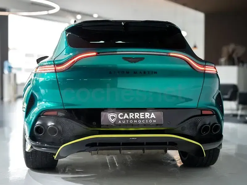 Usado Aston Martin DBX 707 CV (519 kW) 2024 Verde SUV