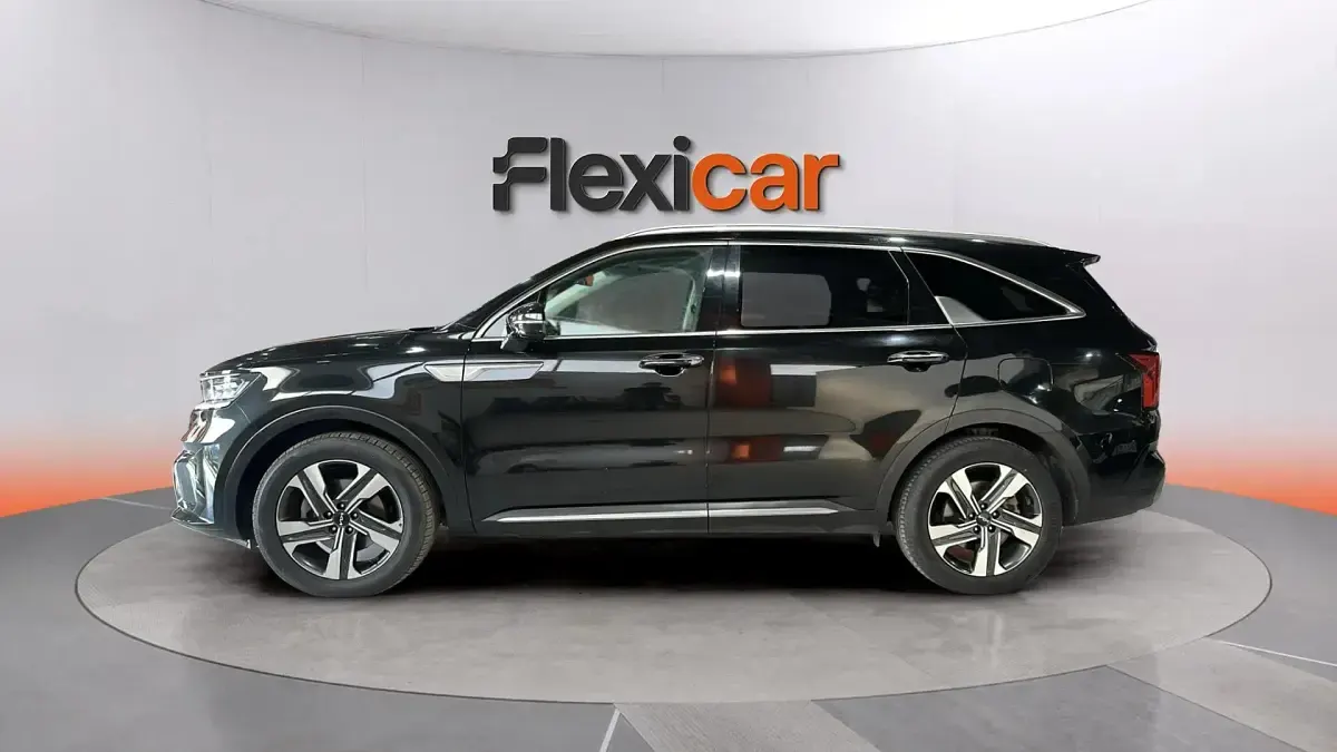 Usado Kia Sorento Plus 230 CV (169 kW) 2024 Negro SUV