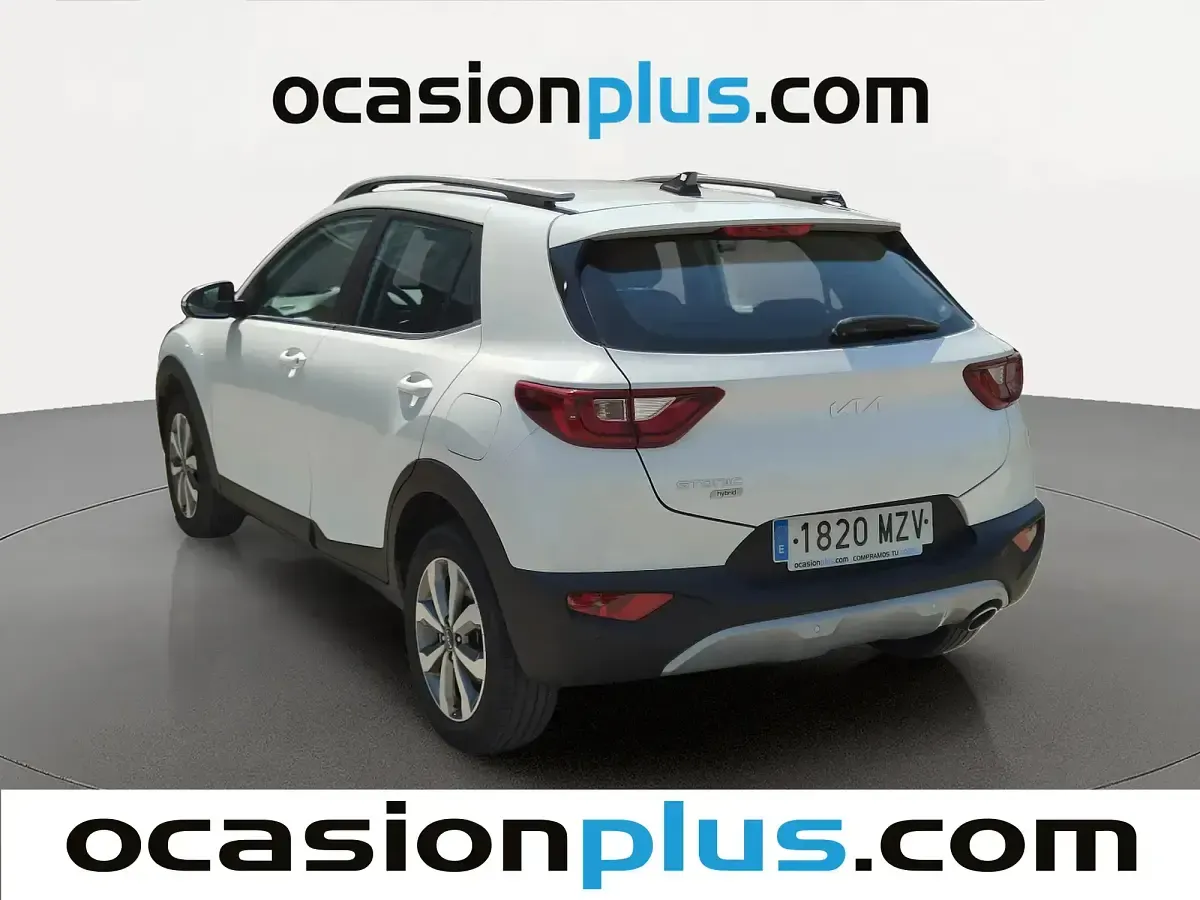 Usado Kia Stonic 100 CV (73 kW) 2025 Blanco SUV
