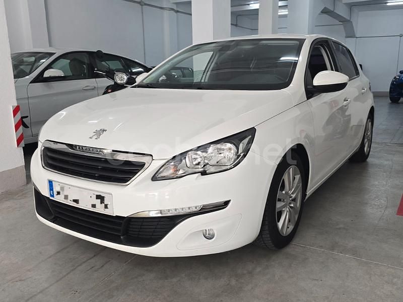 Blanco Usado 2013 Peugeot 308 Access Familiar | 7800 € (Un poco caro) - Imagen 1/4