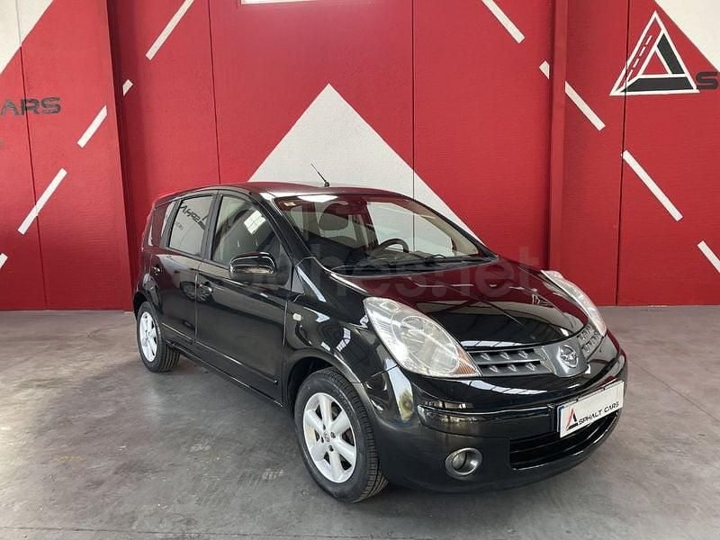 Begagnad Nissan Note Tekna 110 HK (80 kW) 2007 Svart Minibuss