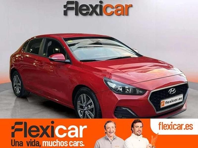 Rojo Usado 2018 Hyundai i30 GO! Familiar | 11.290 € (Super precio) - Imagen 1/4