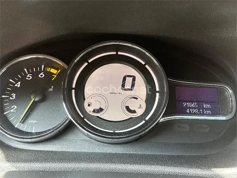 Usado Renault Mégane Bose Edition 130 CV (95 kW) 2015 Blanco Berlina