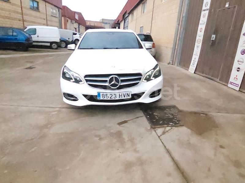 Usado Mercedes E300 Avantgarde 231 CV (169 kW) 2014 Blanco Berlina