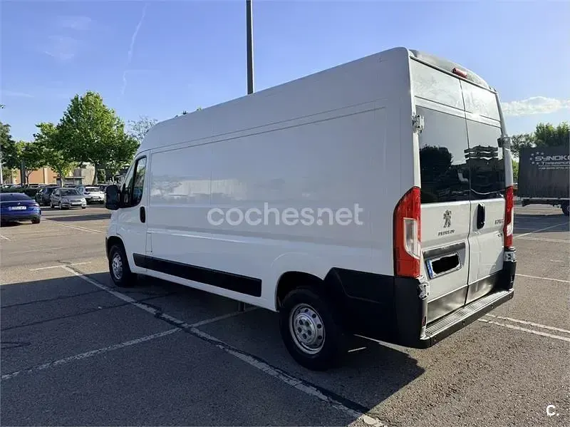 Usado Peugeot Boxer 130 CV (95 kW) 2012 Blanco Van