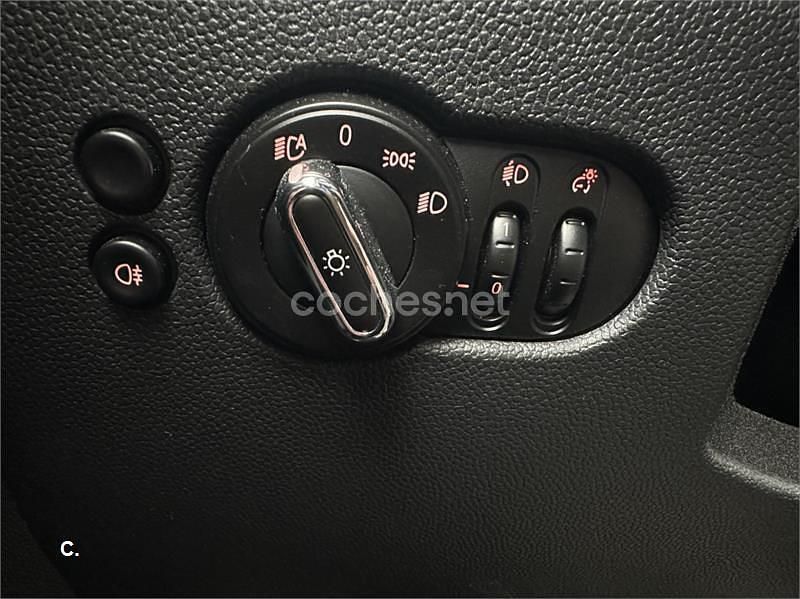 Usado Mini John Cooper Works 231 CV (169 kW) 2019 Gris / plata Utilitario