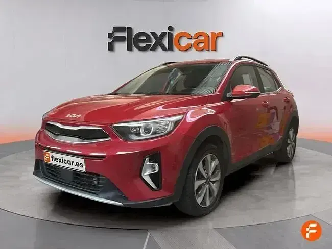Usado Kia Stonic 100 CV (73 kW) 2024 Rojo SUV