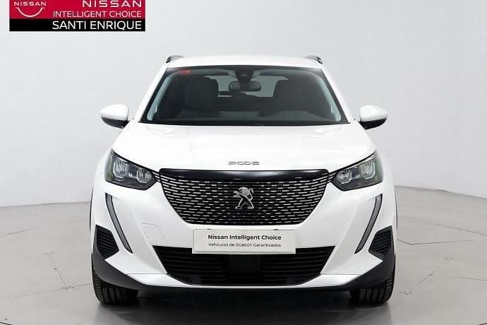Usado Peugeot 2008 Allure 131 CV (96 kW) 2021 Blanco SUV