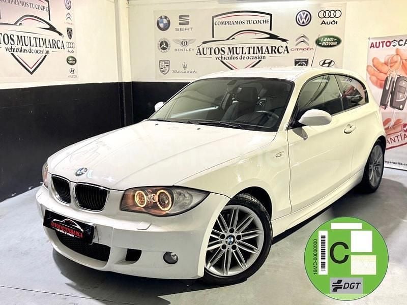 Blanco Usado 2009 BMW 118 Utilitario | 6999 € (Precio justo) - Imagen 1/4