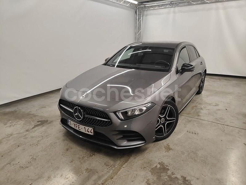Gris / plata Usado 2020 Mercedes A200 Berlina | 27.990 € (Precio justo) - Imagen 1/4