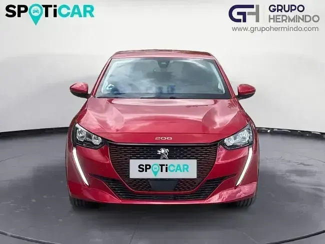 Usado Peugeot e-208 Allure 100 kW (136 CV) 2021 Rojo Utilitario