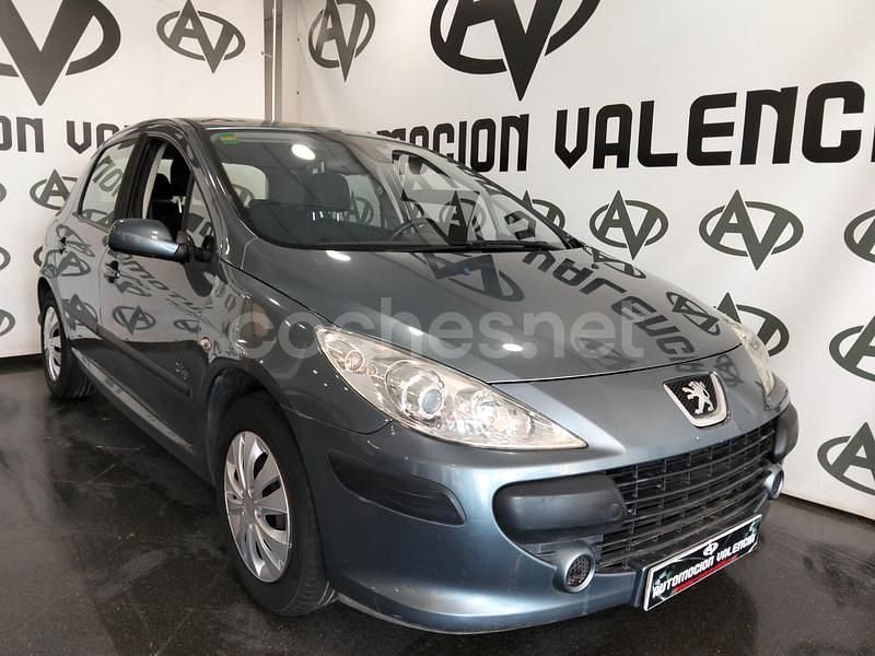 Gris / plata Usado 2006 Peugeot 307 Berlina | 4999 € (Un poco caro) - Imagen 1/4