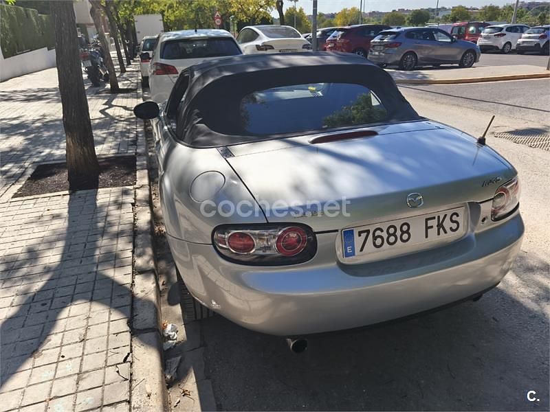 Gris / plata Usado 2007 Mazda MX5 Active Descapotable | 9300 € (Precio justo) - Imagen 1/4