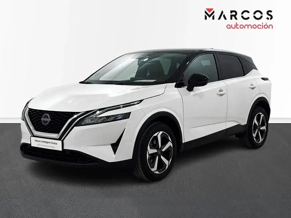 Usado Nissan Qashqai N-Connecta 140 CV (102 kW) 2024 Lunar white midnight black SUV