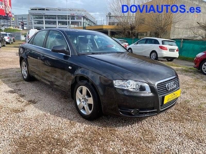 Usado Audi A4 140 CV (102 kW) 2007 Negro Berlina