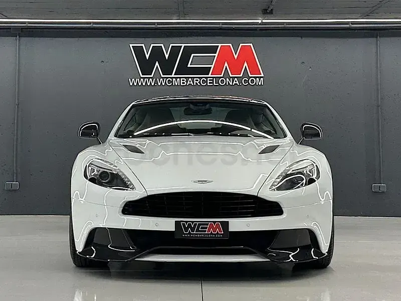 Usado Aston Martin Vanquish 573 CV (421 kW) 2013 Blanco Coupe