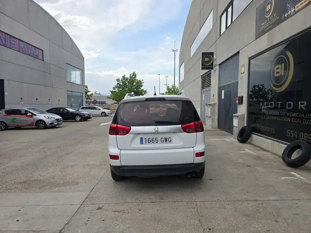 Usado Peugeot 4007 Sport 156 CV (114 kW) 2012 Blanco SUV
